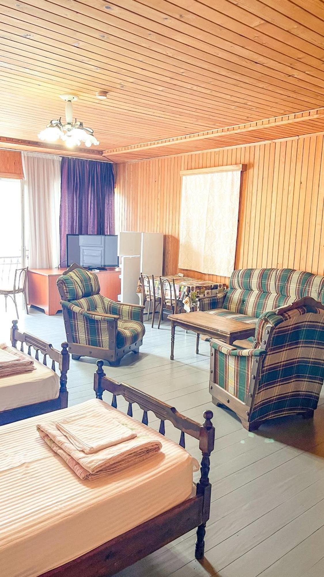 קובולטי Guesthouse On Agmashenebeli 328 מראה חיצוני תמונה